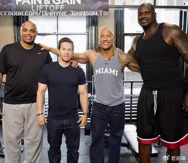 为何说普通人打不了NBA?看完这8张照片,你就有答案了|斯蒂芬·库里|奥尼尔|格里芬|凯文·杜兰特|金州勇士队_新浪体育_新浪新闻